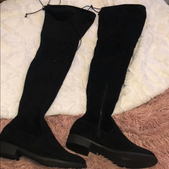Brand new high knee boots - Picture 1 of 1